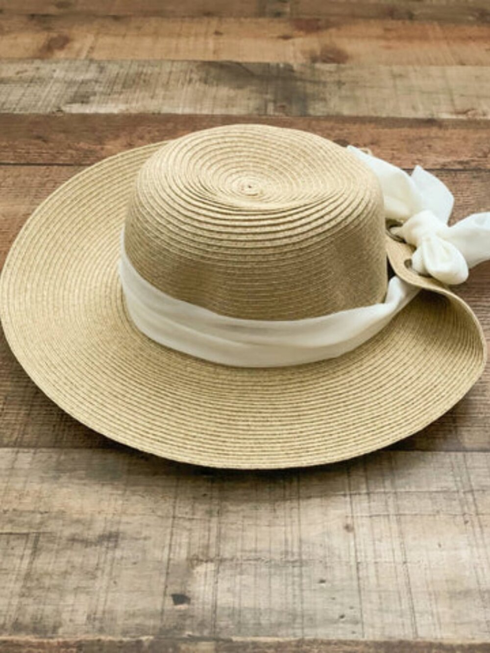 Sun N' Sand UPF 50+ Protection Straw Hat with White Chiffon